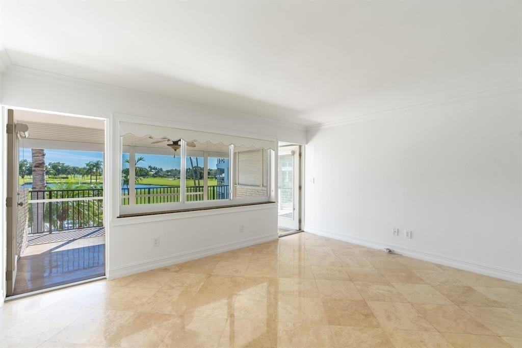 4848 Ne 23rd Avenue - Photo 5