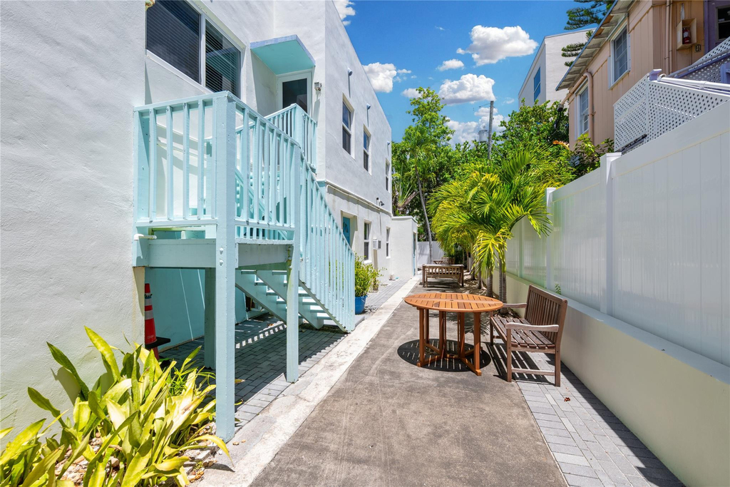 3015 Seville Street - Photo 26
