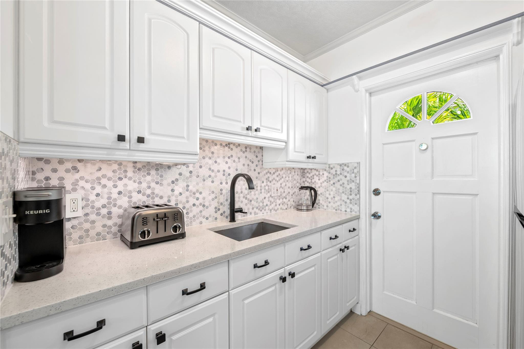 3015 Seville Street - Photo 11