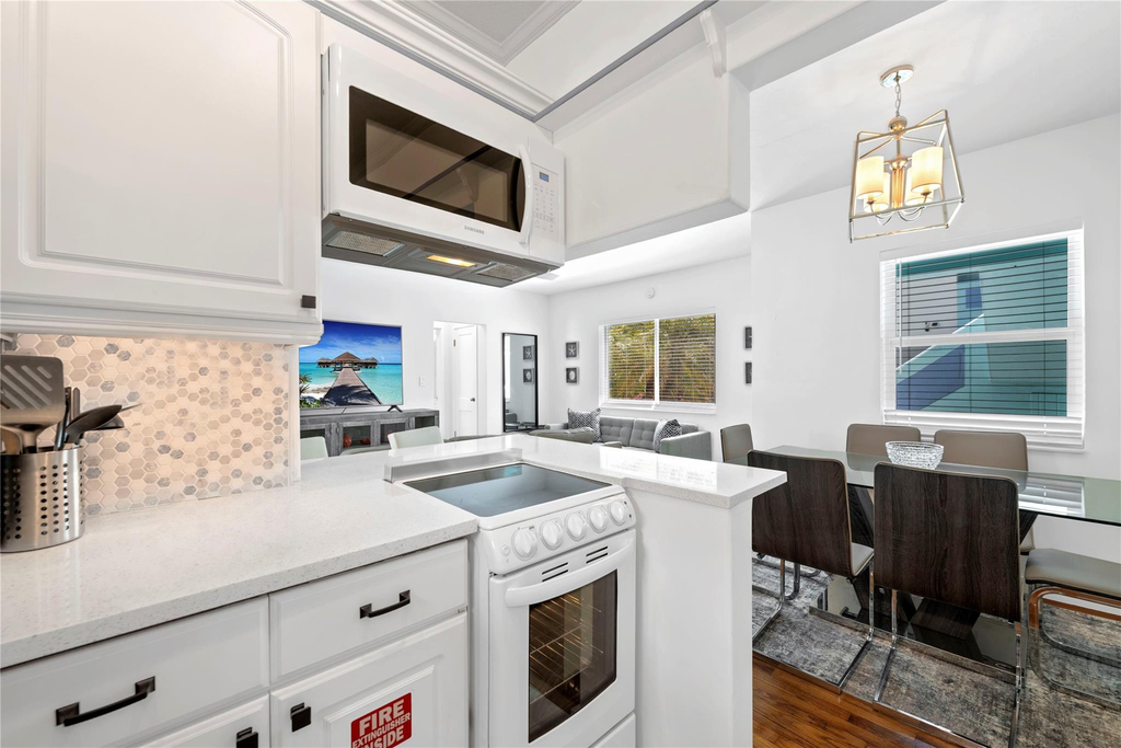 3015 Seville Street - Photo 9