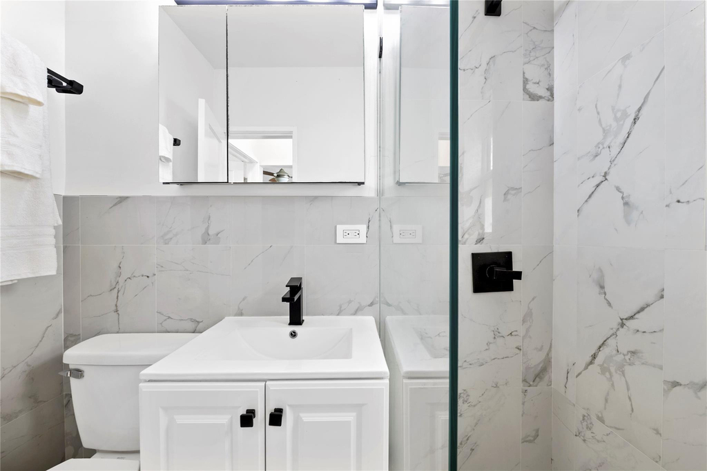3015 Seville Street - Photo 19