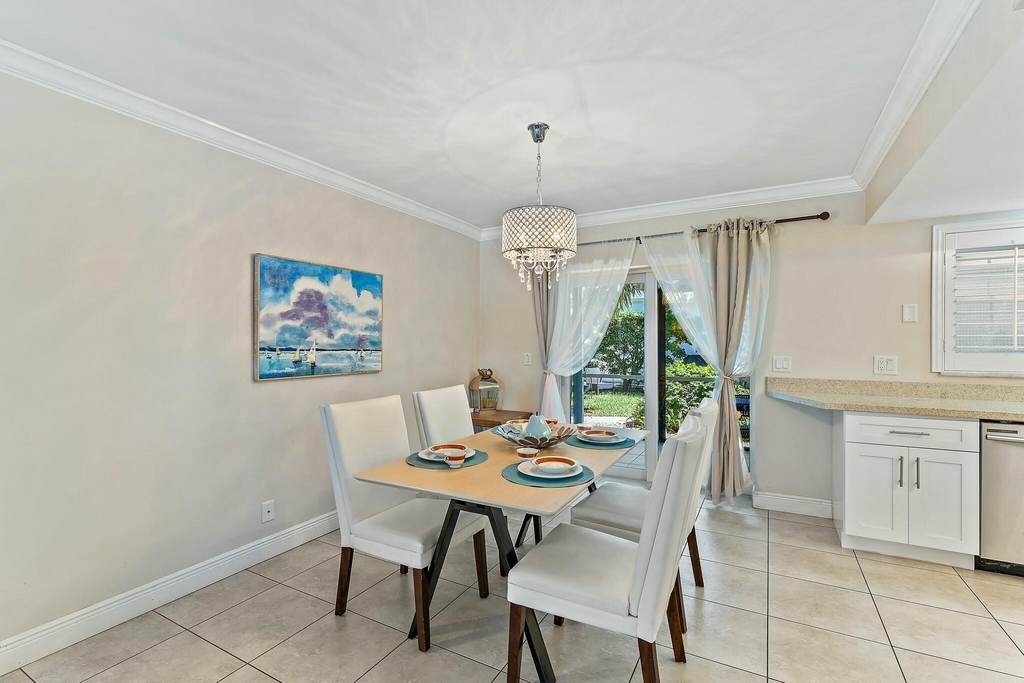 3036 Park Avenue - Photo 4