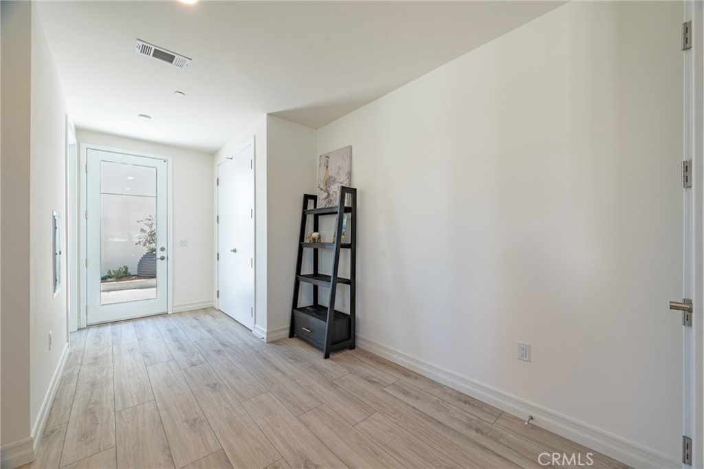 160 N New Ave - Photo 9