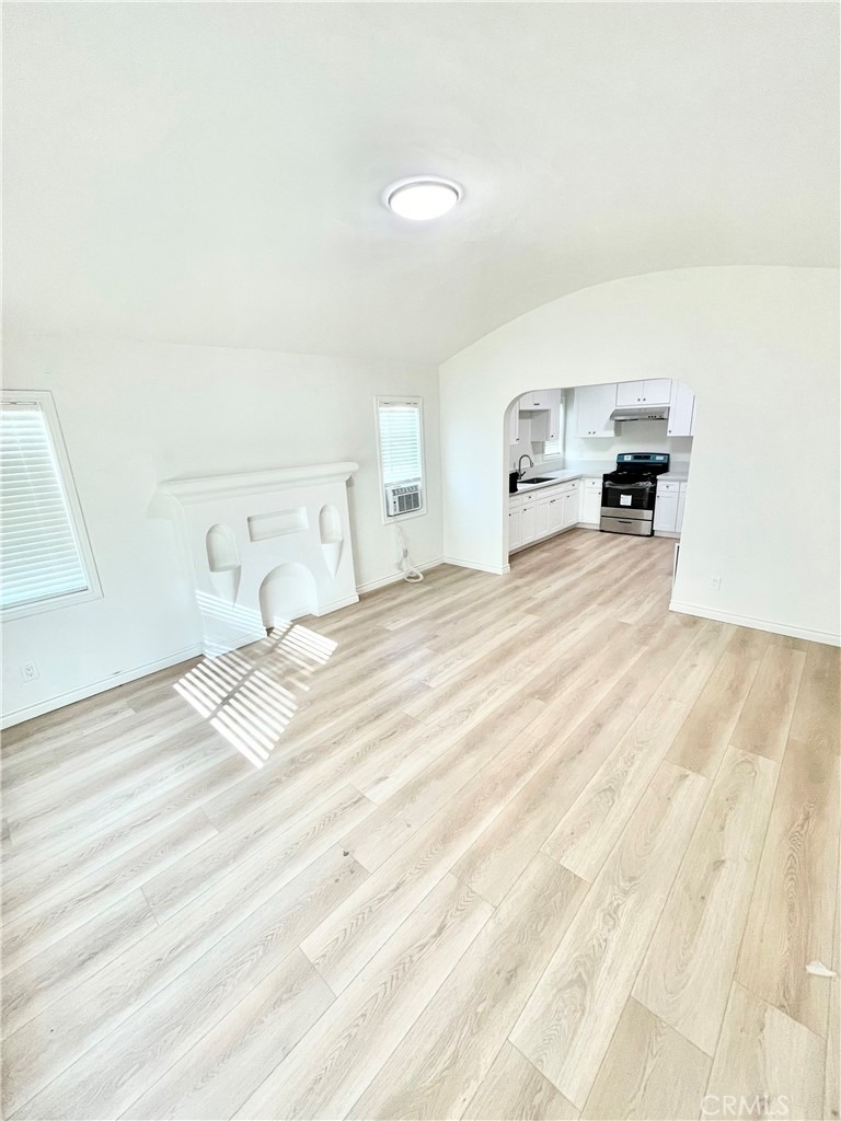 1504 S Garfield - Photo 2