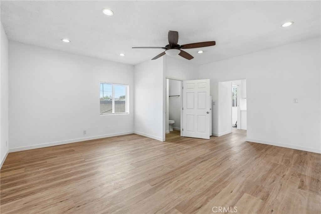 8647 Corbin Avenue - Photo 29