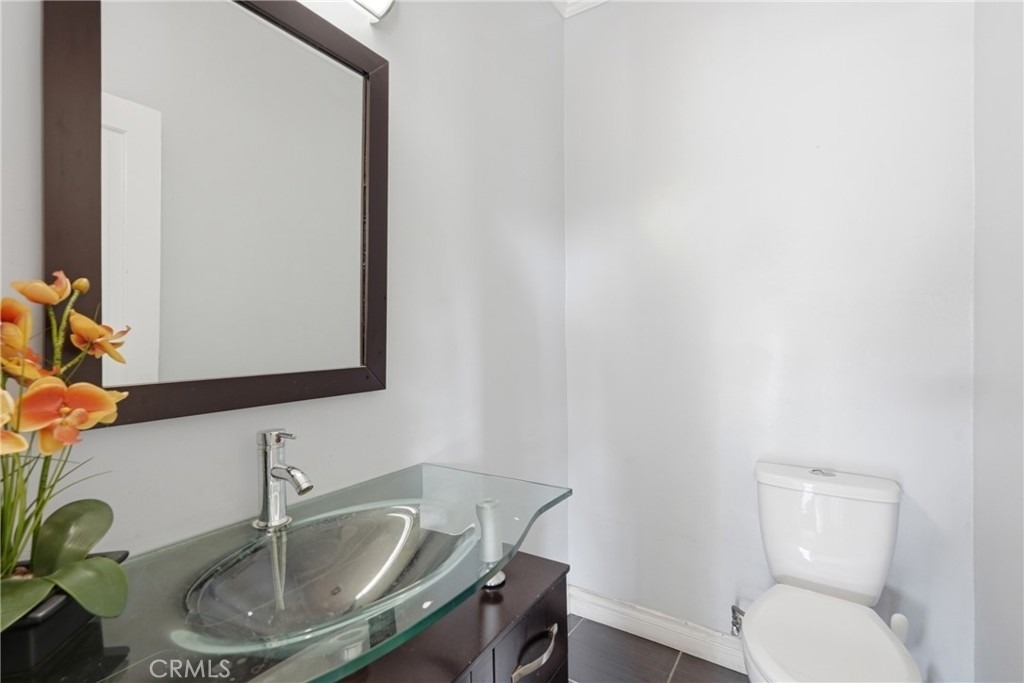 8647 Corbin Avenue - Photo 23