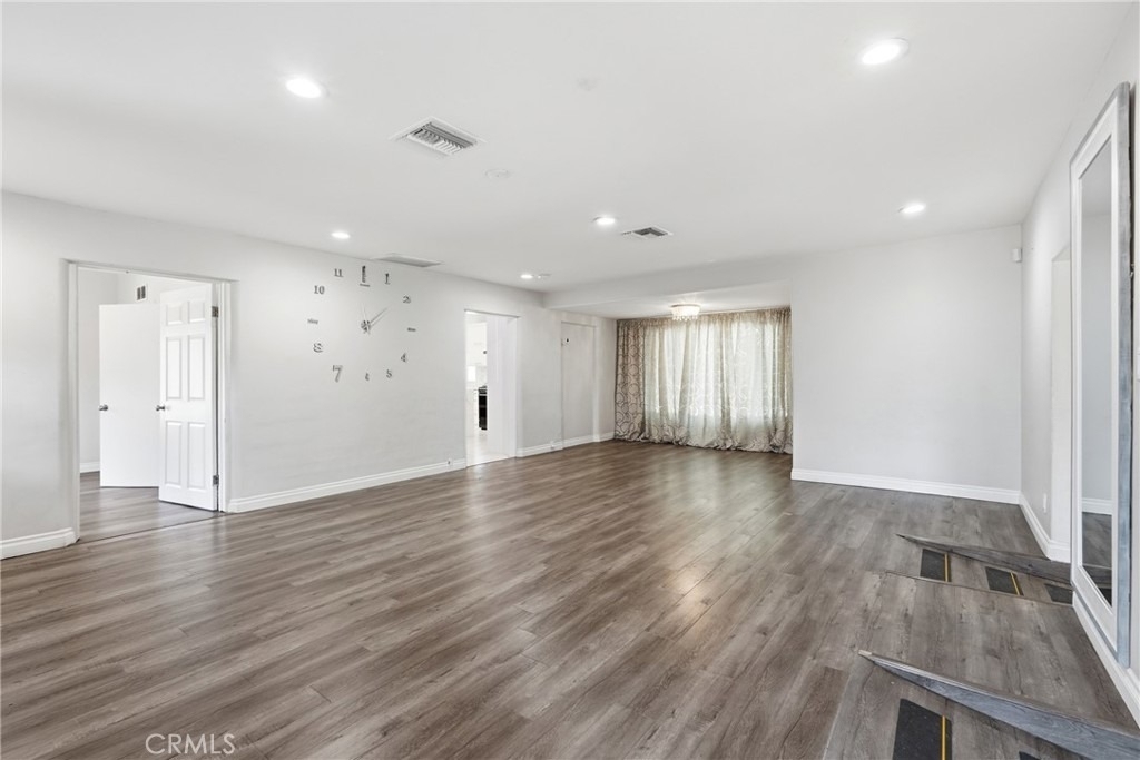 8647 Corbin Avenue - Photo 13