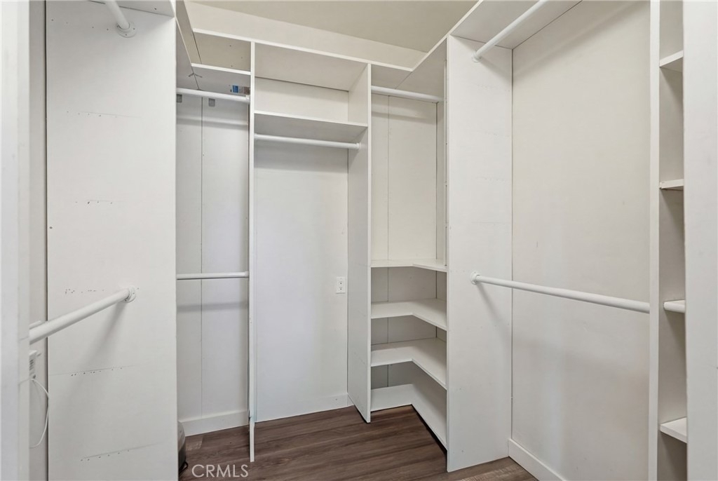 8647 Corbin Avenue - Photo 24