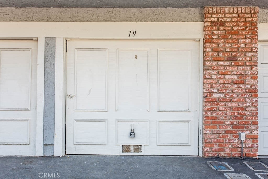 527 Spring Road - Photo 2