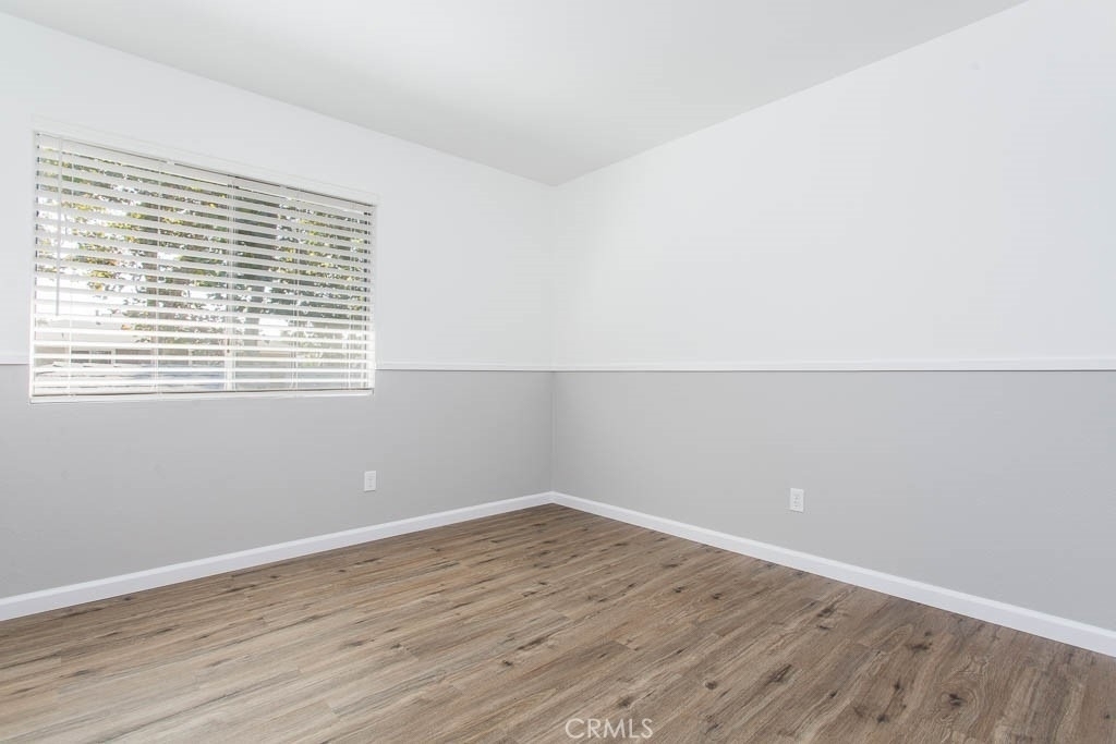 527 Spring Road - Photo 13