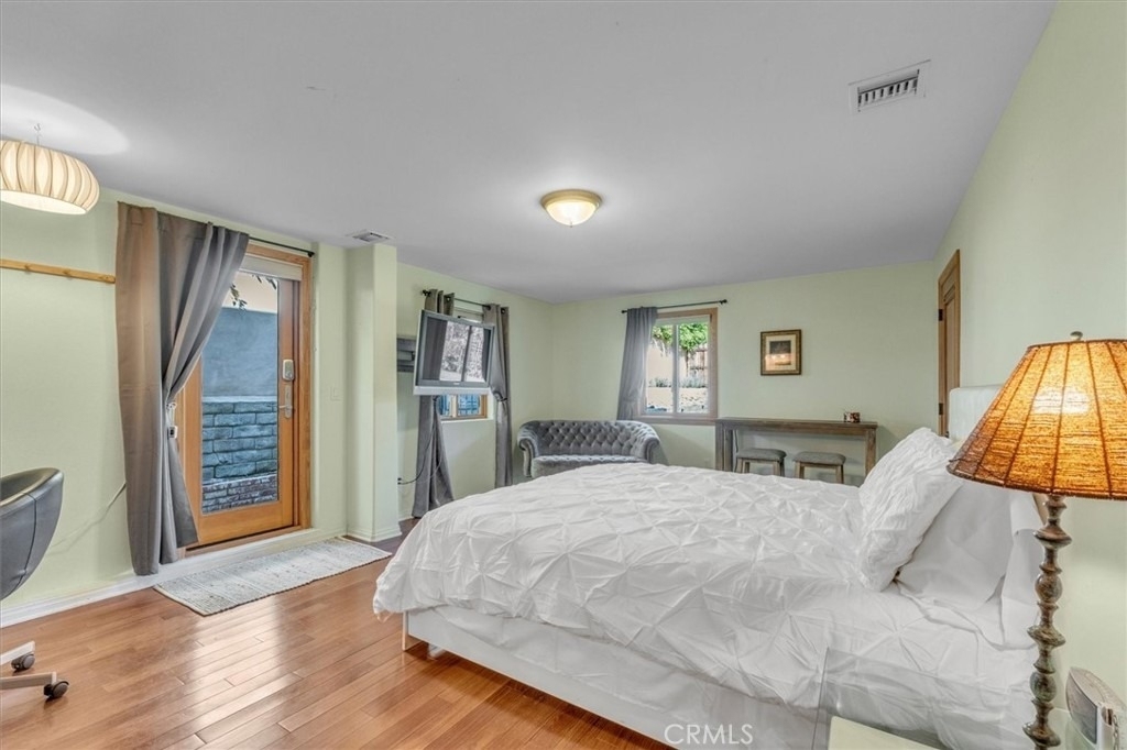 9824 Baden Avenue - Photo 16