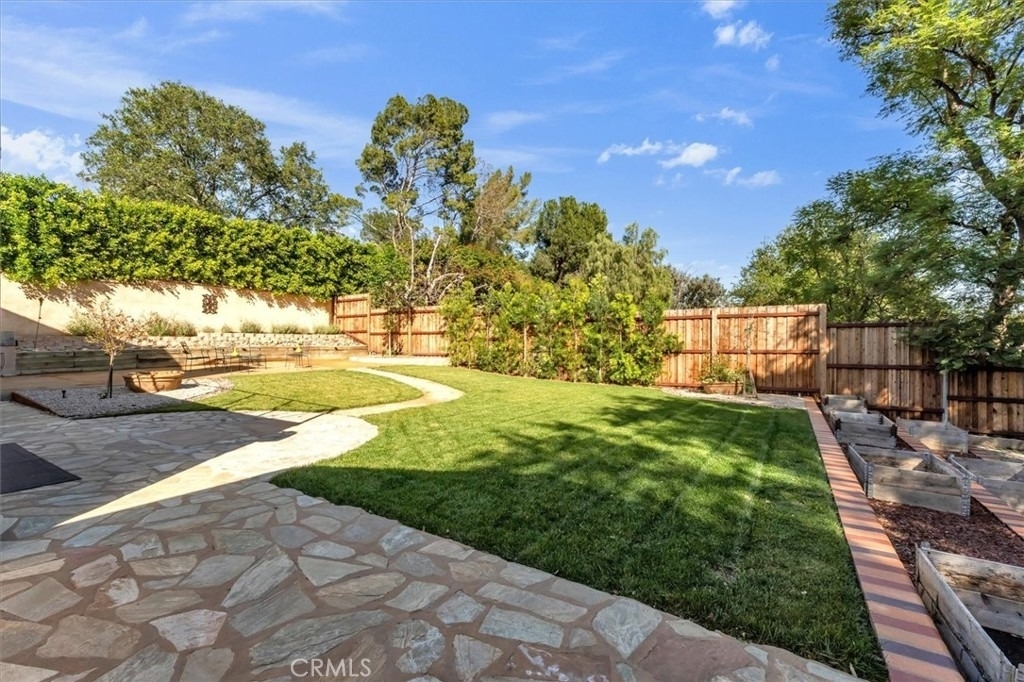 9824 Baden Avenue - Photo 29