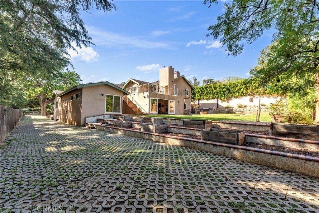 9824 Baden Avenue - Photo 33