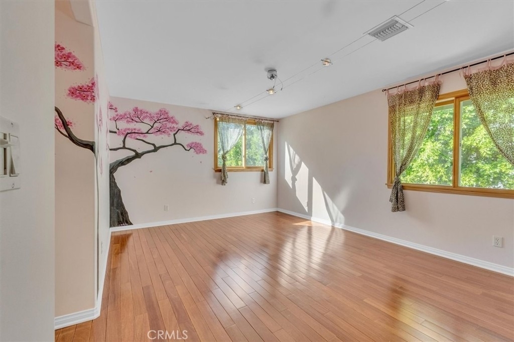 9824 Baden Avenue - Photo 25
