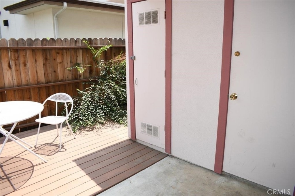 1239 E Foothill Boulevard - Photo 19