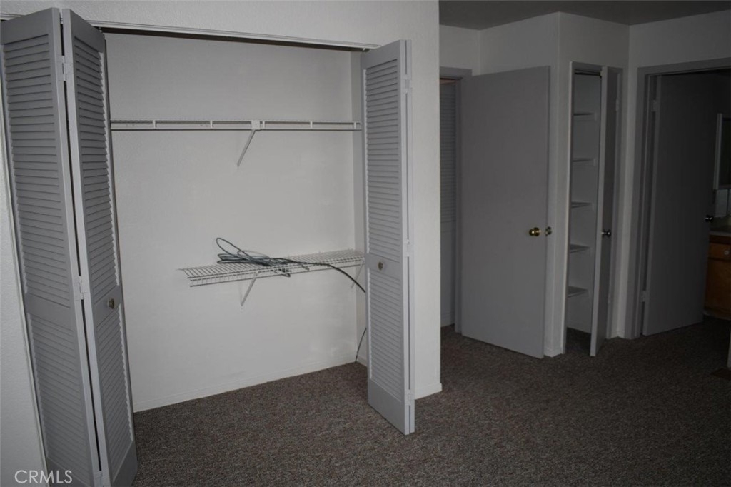 1239 E Foothill Boulevard - Photo 28
