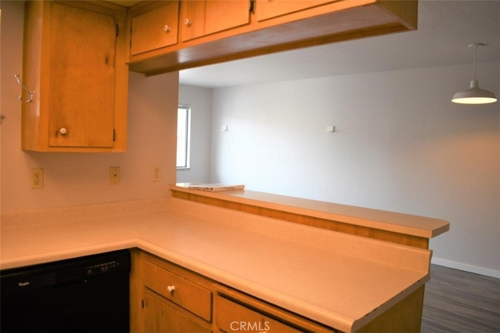1239 E Foothill Boulevard - Photo 8
