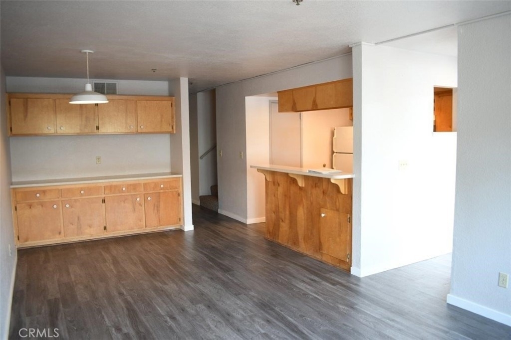 1239 E Foothill Boulevard - Photo 6