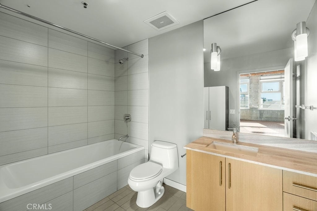 530 S Hewitt Street - Photo 12