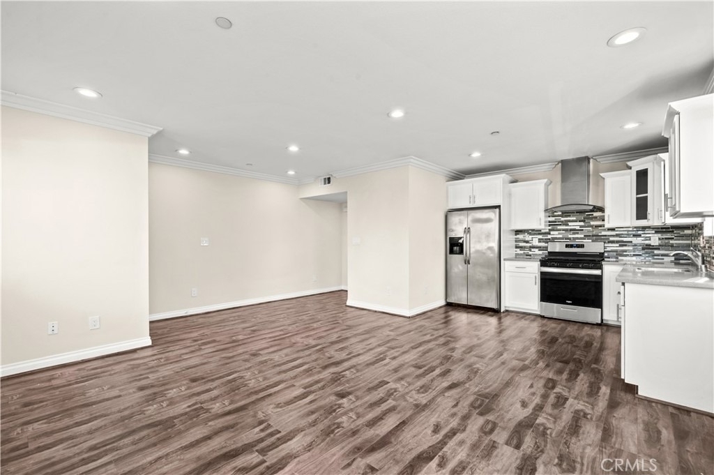 4816 Saturn Street - Photo 0