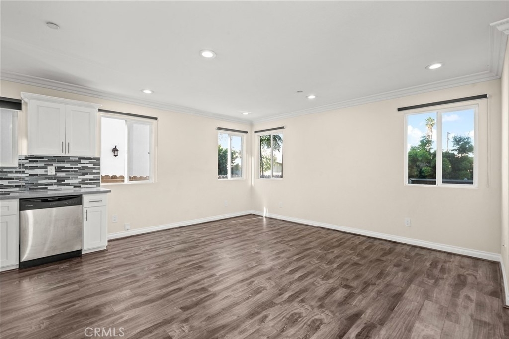 4816 Saturn Street - Photo 9