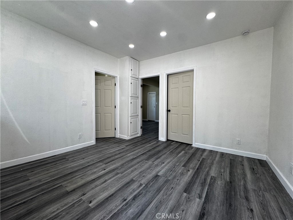 851 Woodcrest - Photo 2