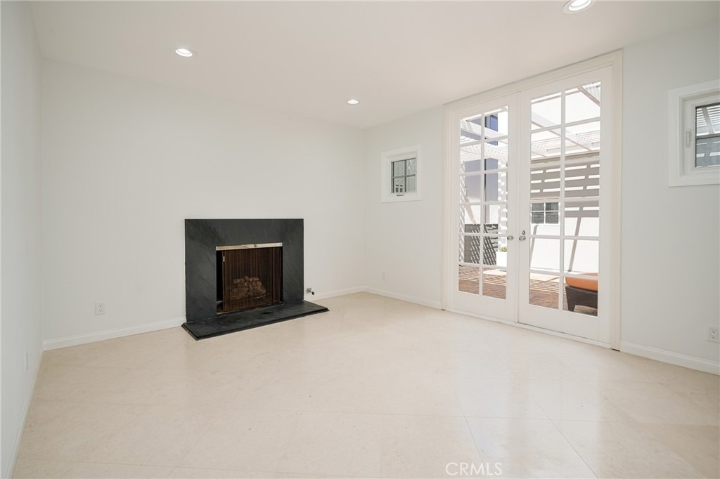 736 Harbor Island Drive - Photo 18