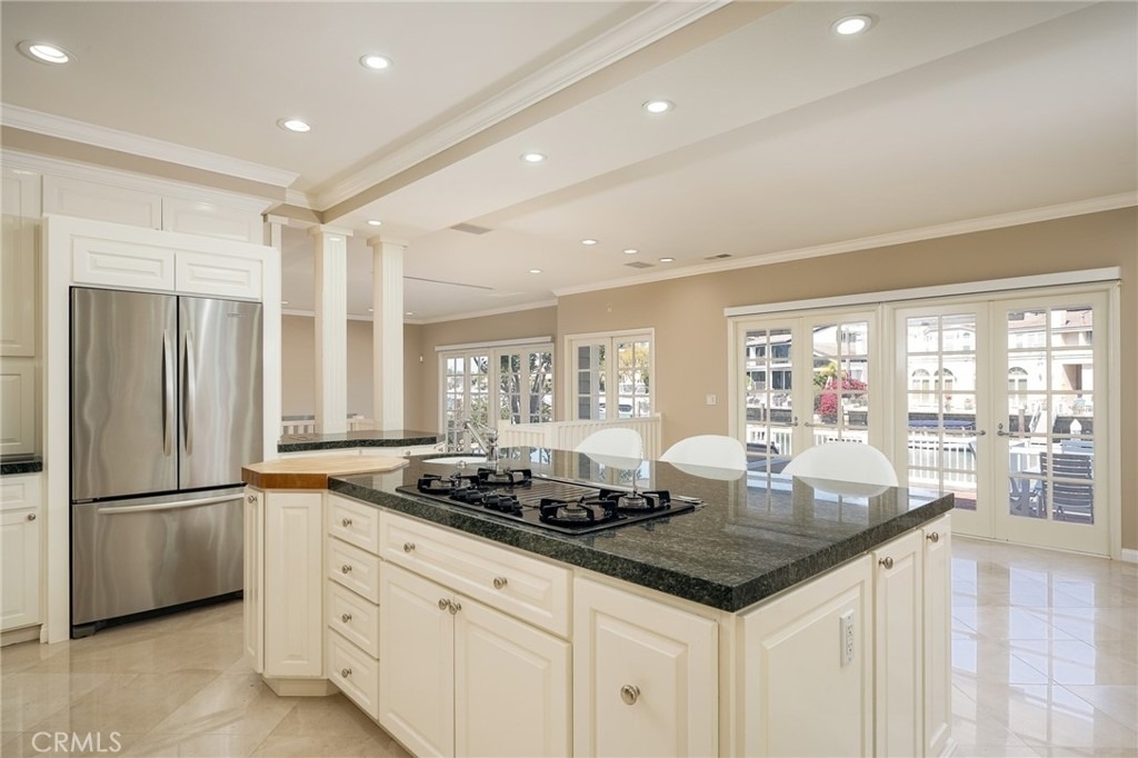 736 Harbor Island Drive - Photo 9