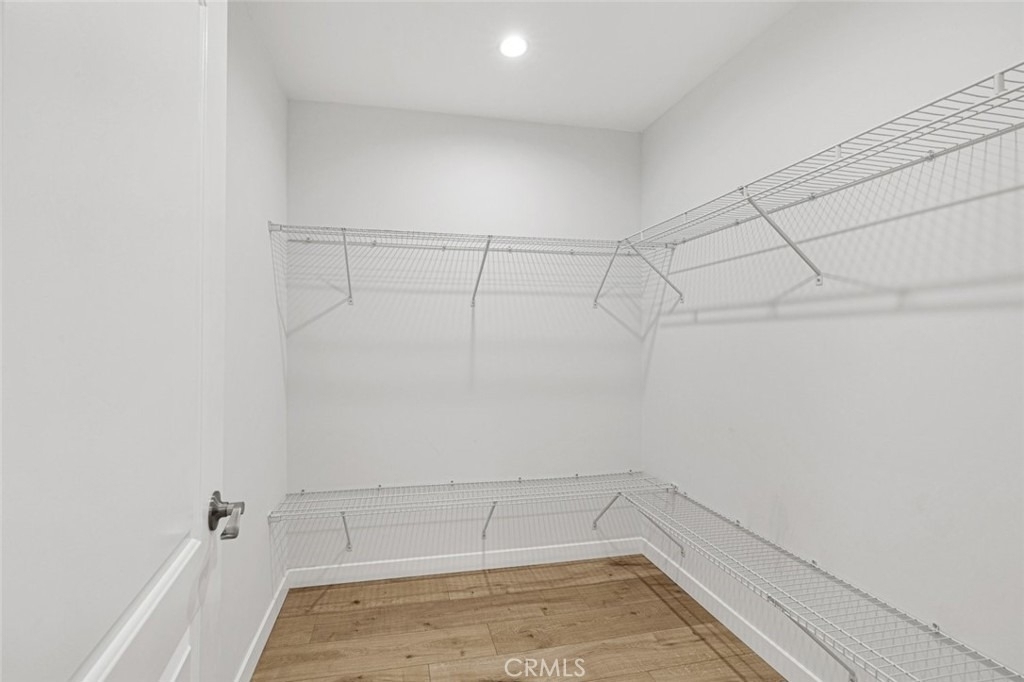 569 E Cypress Avenue - Photo 16
