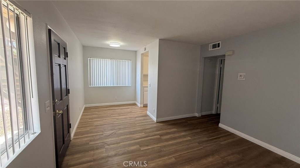 300 S 5th - Photo 4