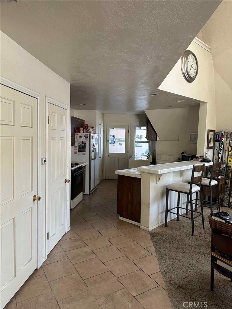 600 Summit Boulevard - Photo 12