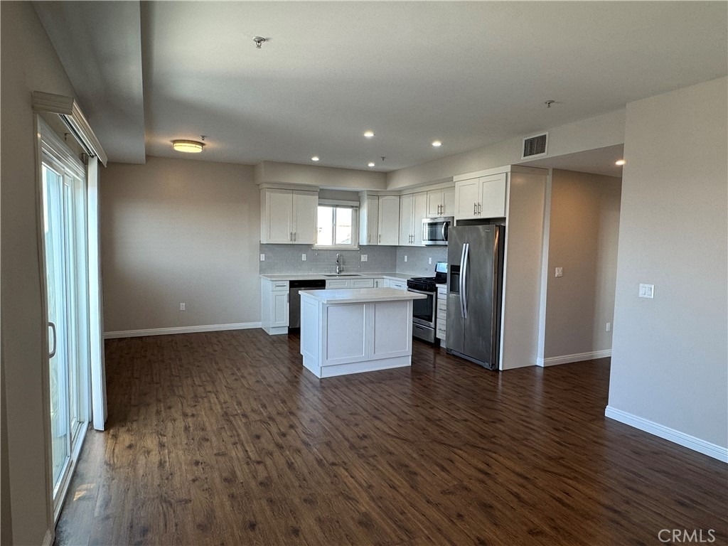 1529 Pleasant Avenue - Photo 3