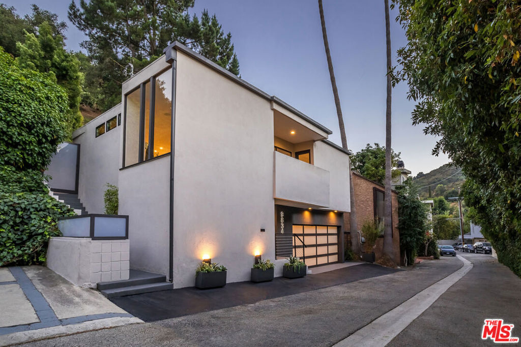 9834 Wanda Park Drive - Photo 1