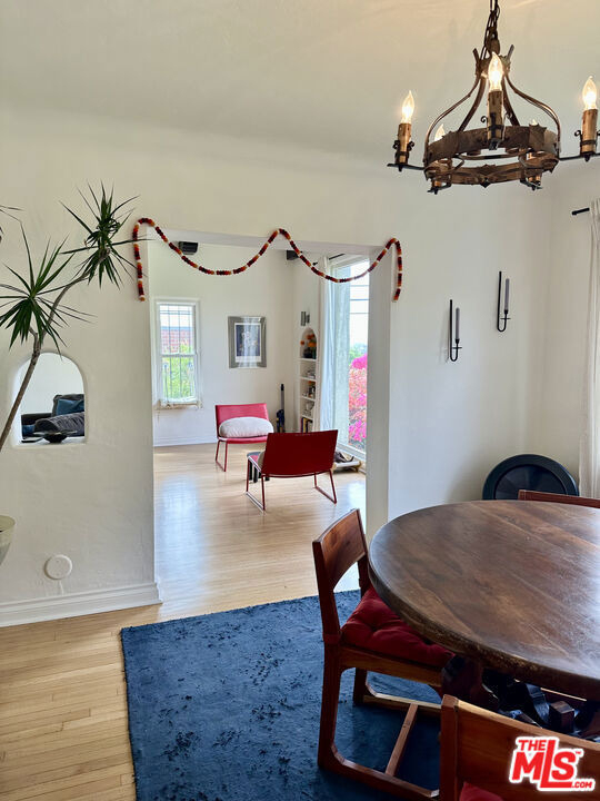 1362 S Stanley Avenue - Photo 5