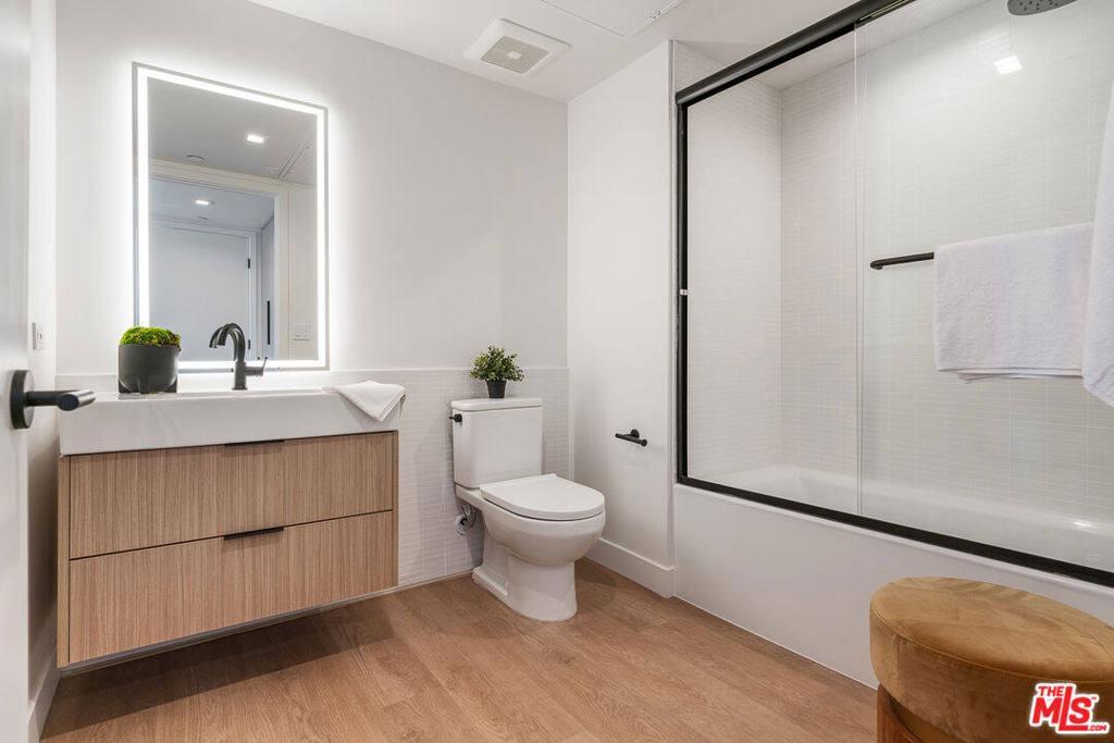 10700 Tabor Street - Photo 9