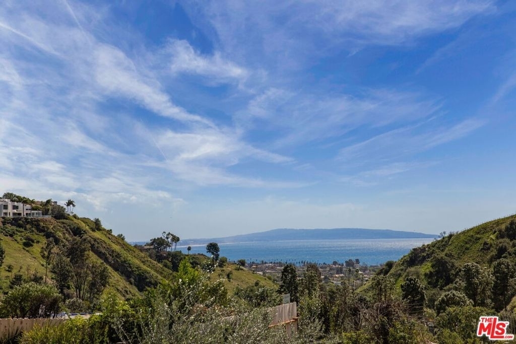 1336 Bienveneda Avenue - Photo 41