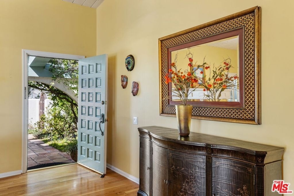 1336 Bienveneda Avenue - Photo 6