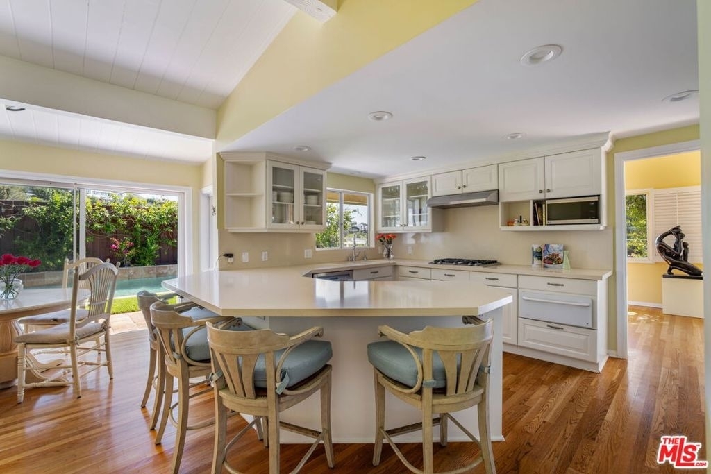 1336 Bienveneda Avenue - Photo 13