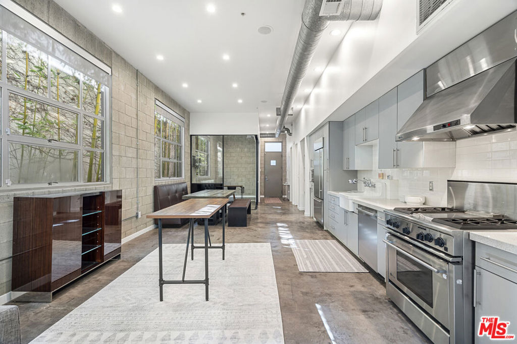 710 N Orlando Avenue - Photo 8