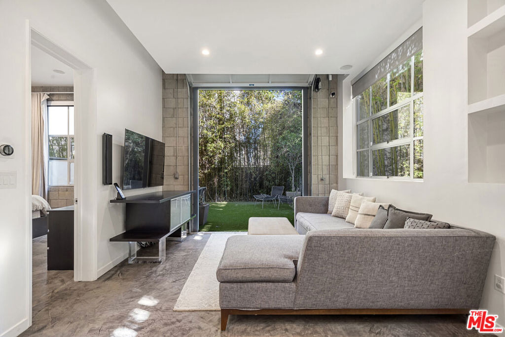 710 N Orlando Avenue - Photo 0