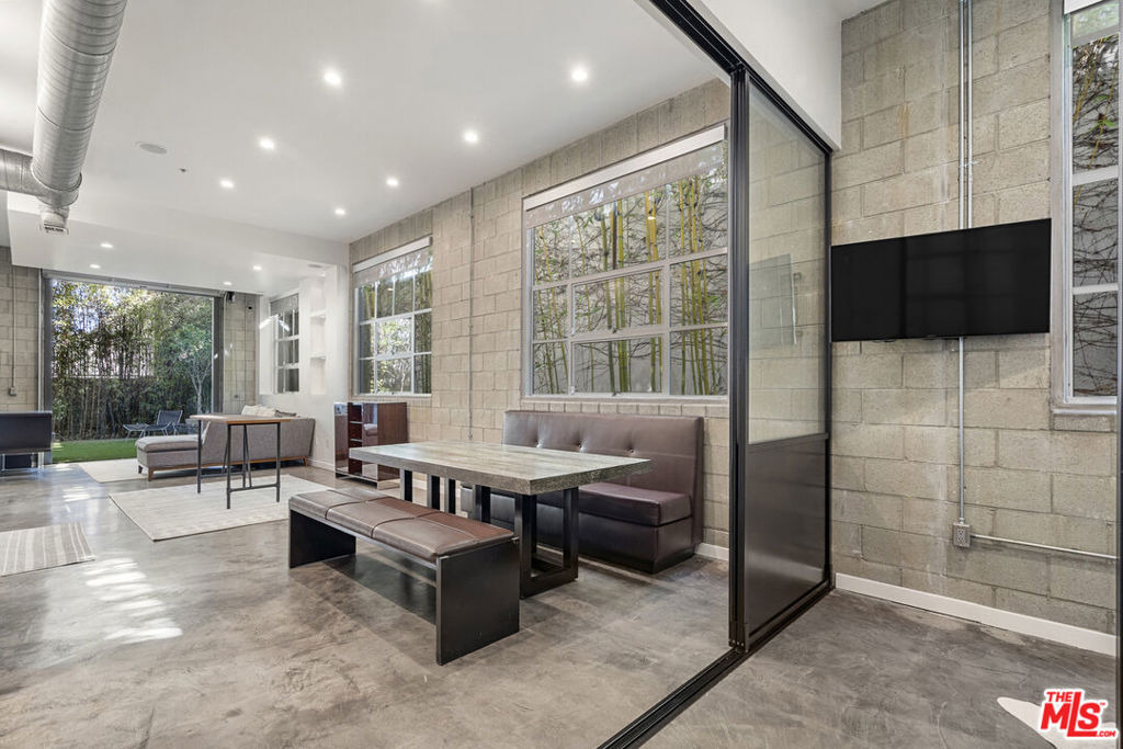 710 N Orlando Avenue - Photo 4