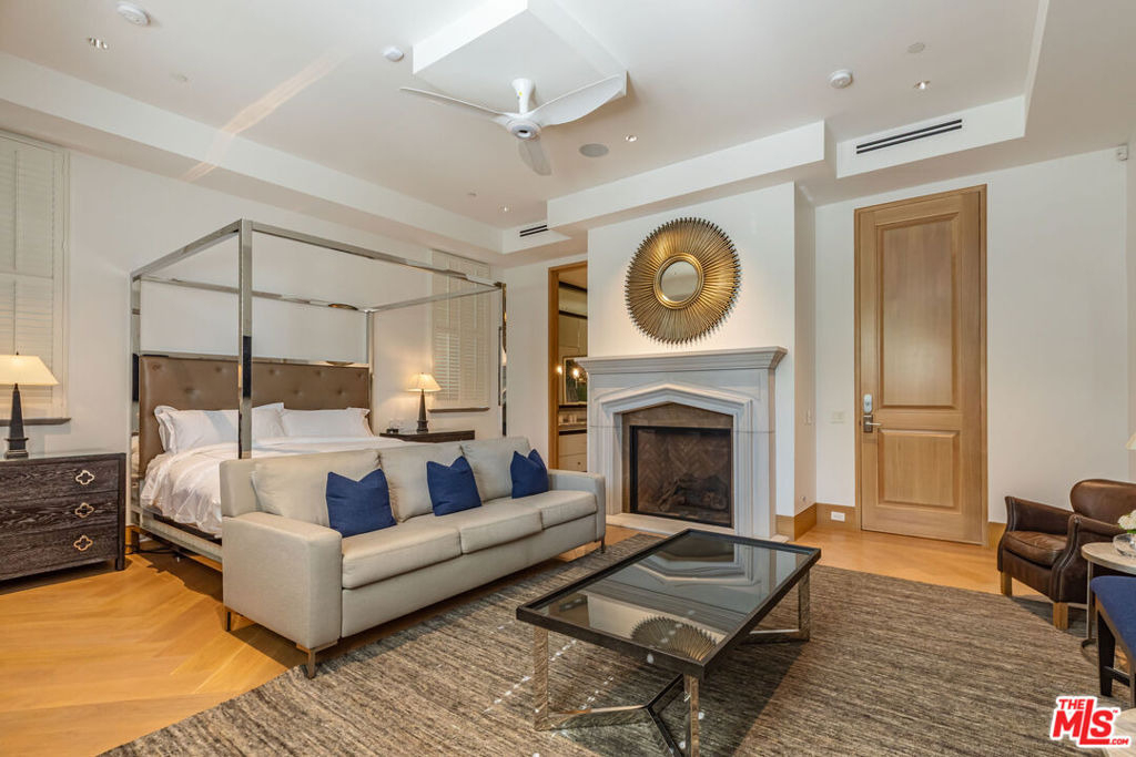 618 N Beverly Drive - Photo 18