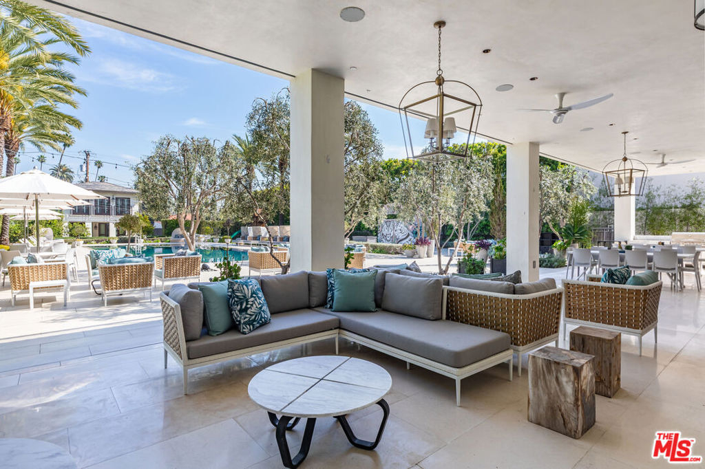 618 N Beverly Drive - Photo 28