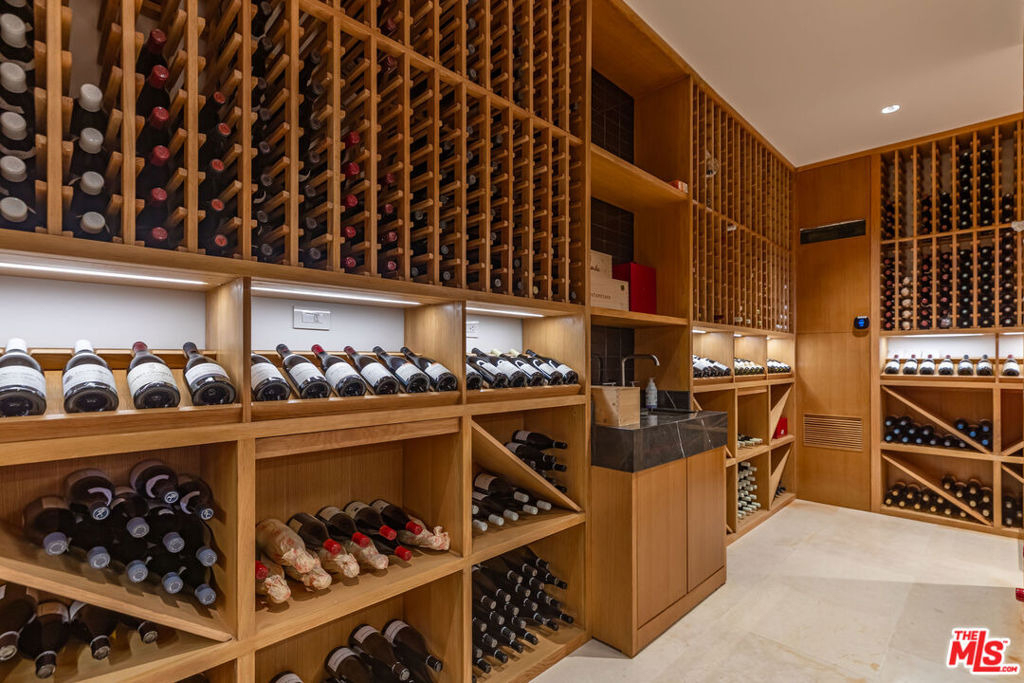 618 N Beverly Drive - Photo 26