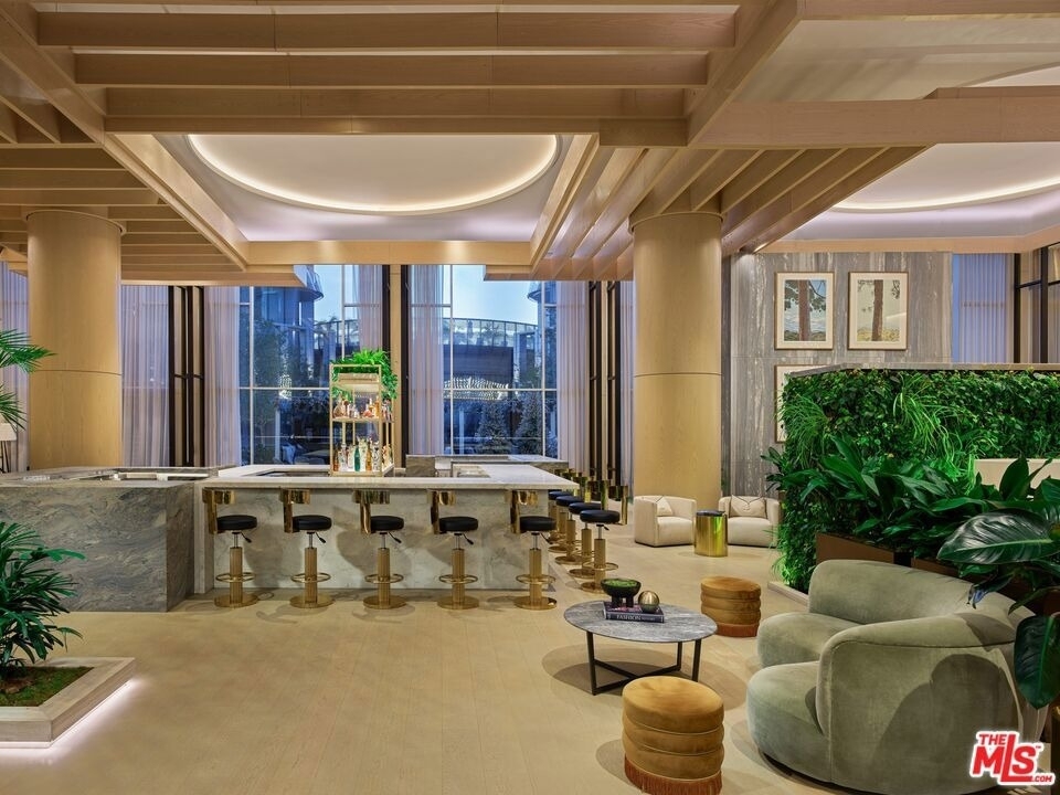 2025 Avenue Of The Stars - Photo 17
