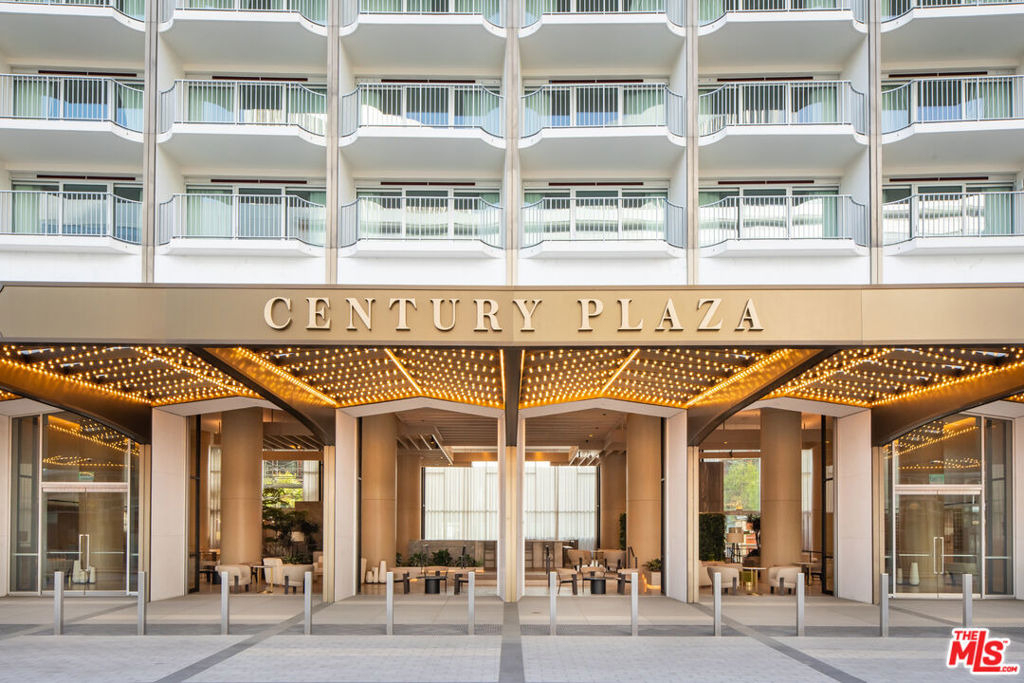 2025 Avenue Of The Stars - Photo 1