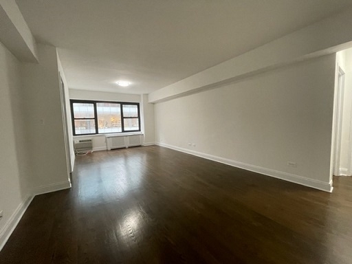 East 57th Street And 3rd Avenue - Photo 1