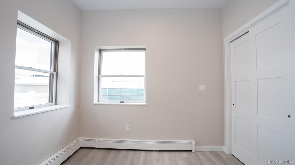 4001 Broadway - Photo 16