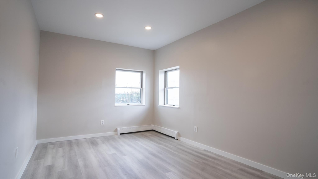 4001 Broadway - Photo 15
