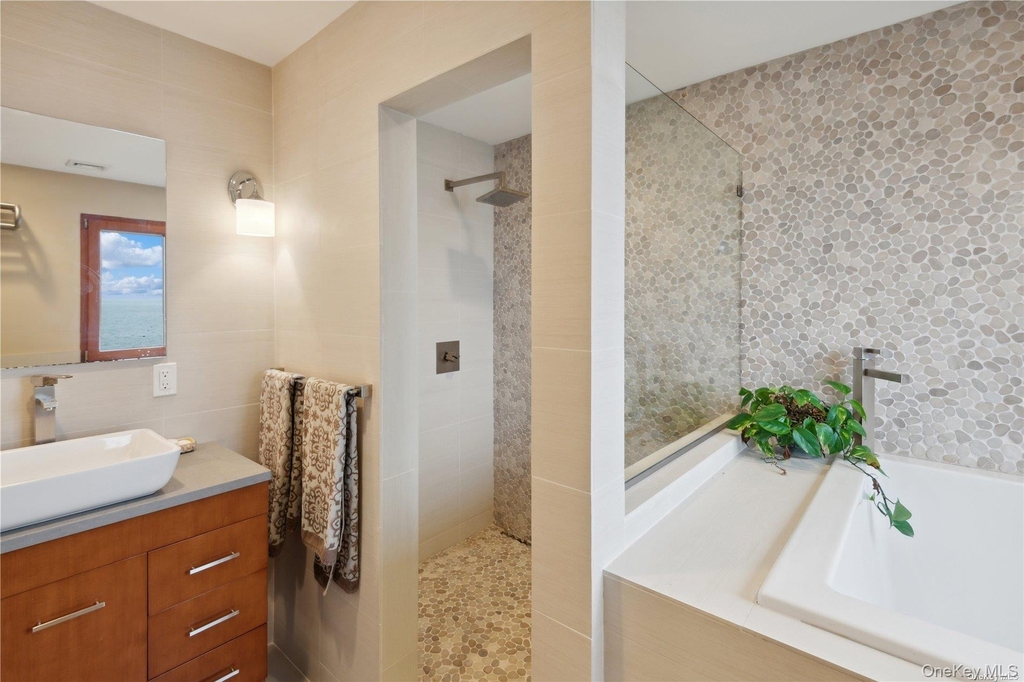 13 Seatuck Lane - Photo 25